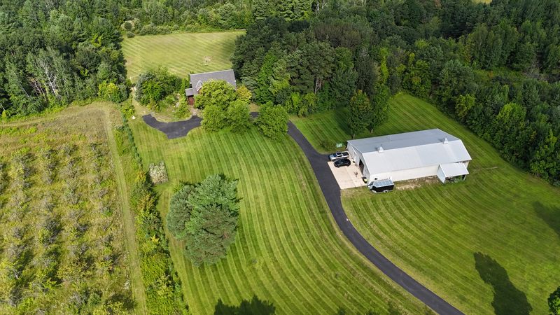 Aerial photo of a lakefront property